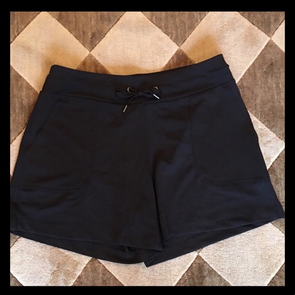 Joe Fresh Pants - 🌺NWT🌺 Joe Fresh Knit Shorts -med